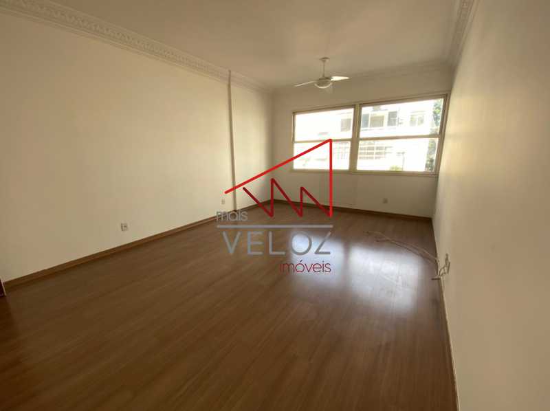 Apartamento à venda com 2 quartos, 105m² - Foto 7