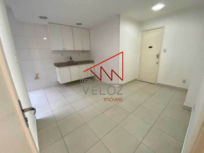 Apartamento à venda com 2 quartos, 105m² - Foto 26