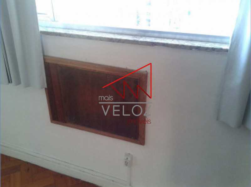 Apartamento à venda com 1 quarto, 49m² - Foto 11