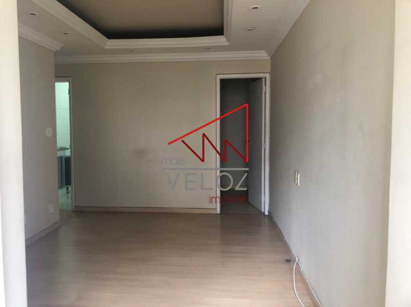 Apartamento à venda com 1 quarto, 45m² - Foto 4