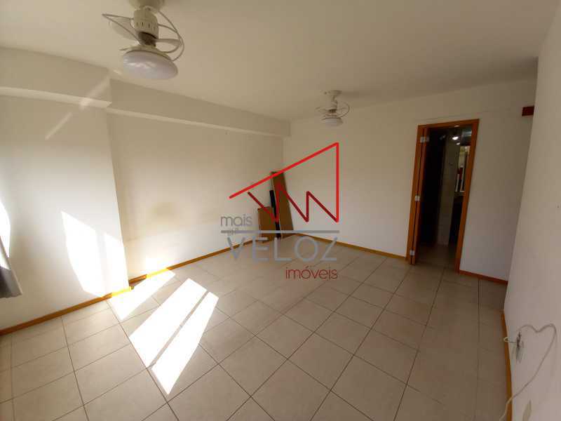 Apartamento à venda com 4 quartos, 173m² - Foto 11