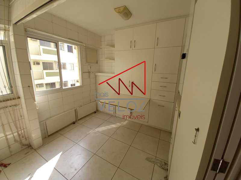 Apartamento à venda com 4 quartos, 173m² - Foto 28