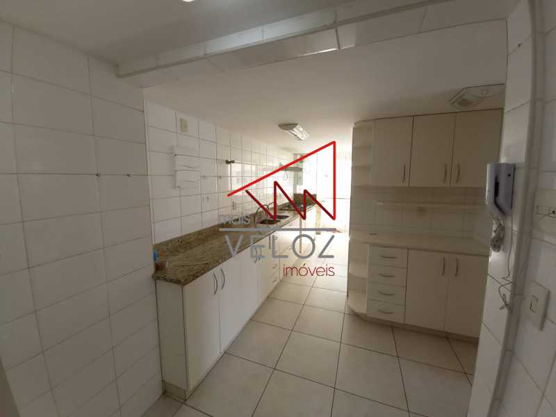 Apartamento à venda com 4 quartos, 173m² - Foto 25