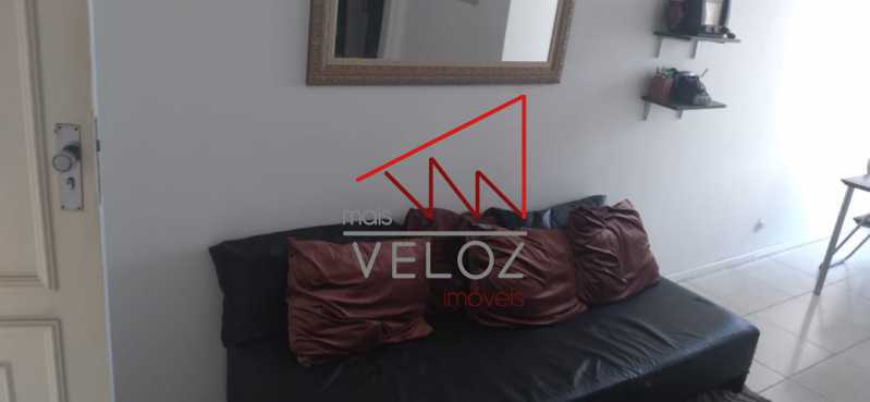 Apartamento à venda com 1 quarto, 37m² - Foto 2