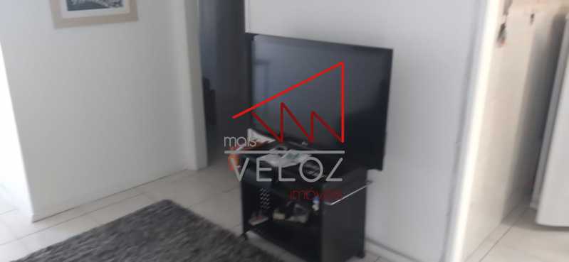 Apartamento à venda com 1 quarto, 37m² - Foto 1