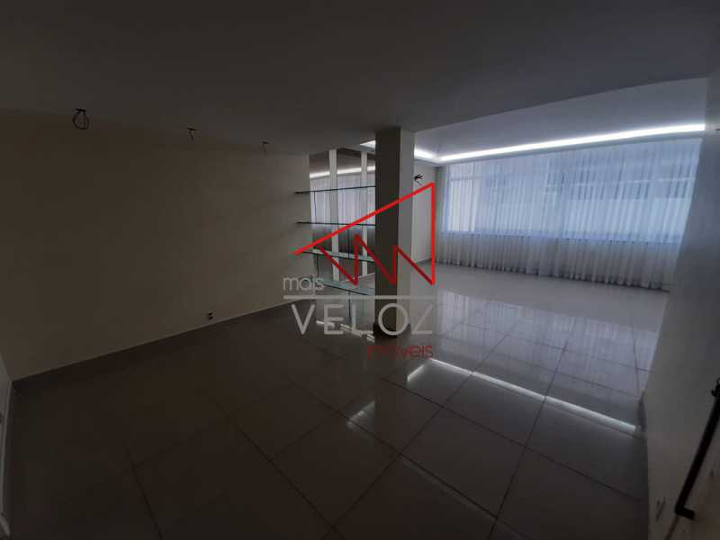 Apartamento para alugar com 3 quartos, 140m² - Foto 5