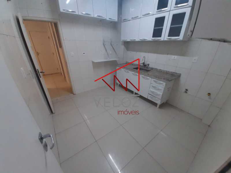 Apartamento para alugar com 3 quartos, 140m² - Foto 20