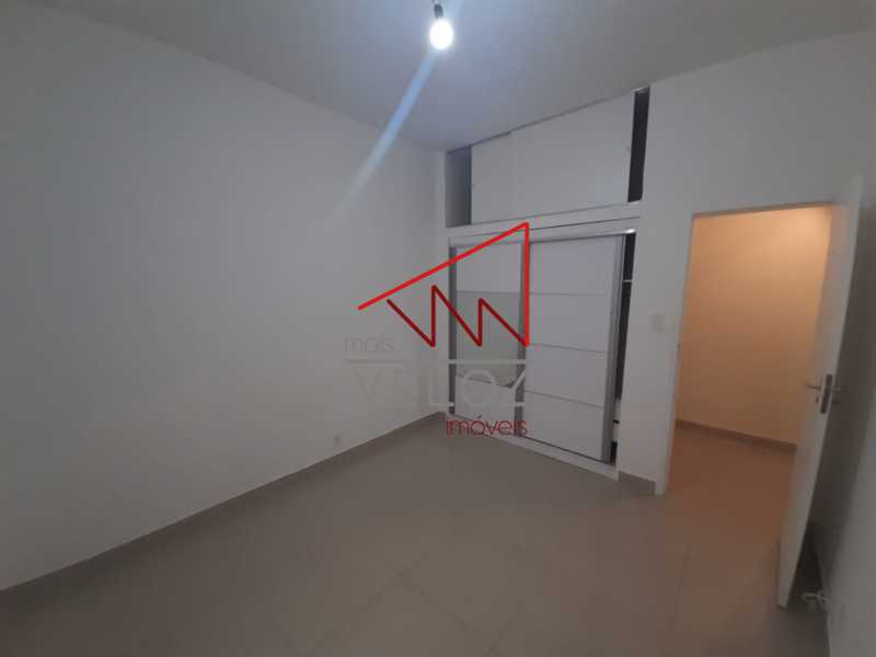 Apartamento para alugar com 3 quartos, 140m² - Foto 9