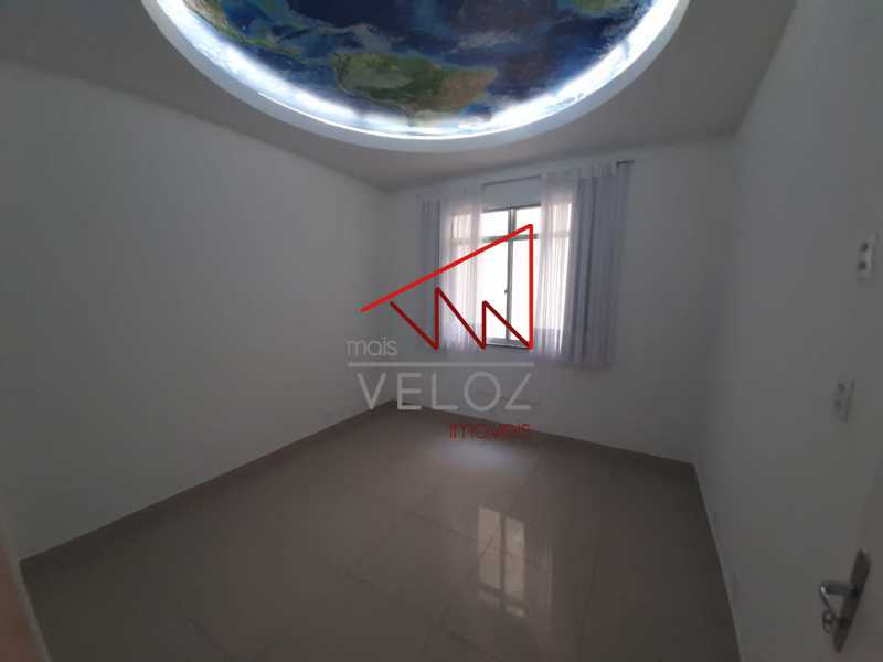 Apartamento para alugar com 3 quartos, 140m² - Foto 11