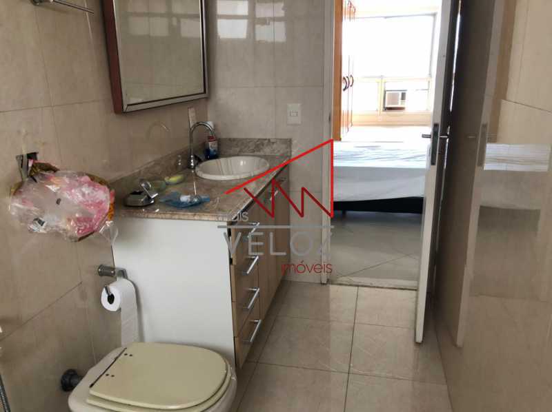 Apartamento à venda com 2 quartos, 130m² - Foto 19