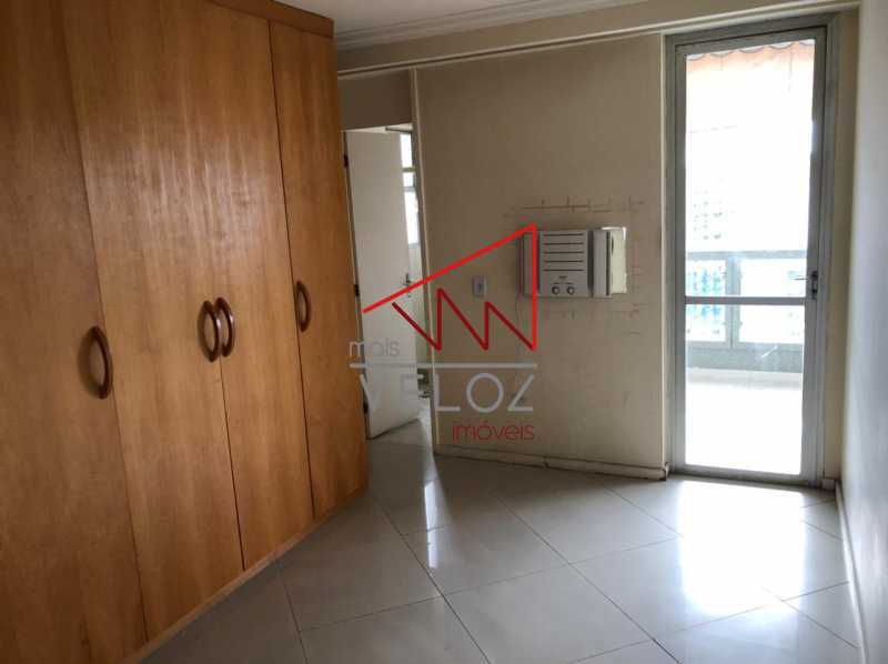 Apartamento à venda com 2 quartos, 130m² - Foto 7