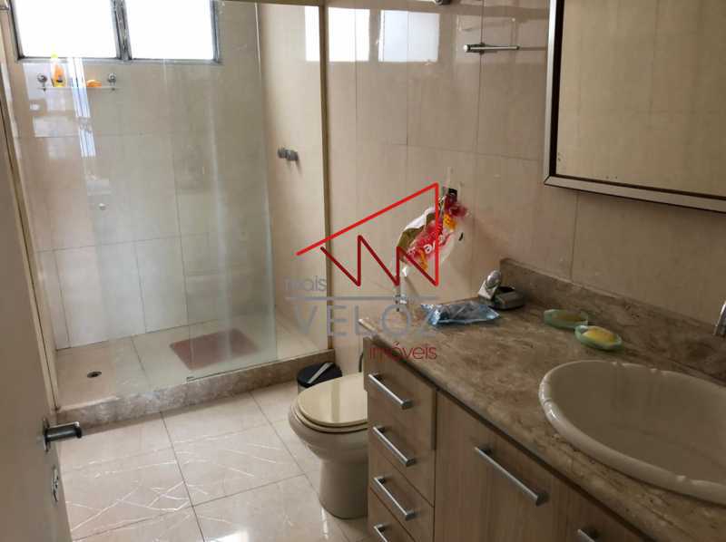 Apartamento à venda com 2 quartos, 130m² - Foto 16