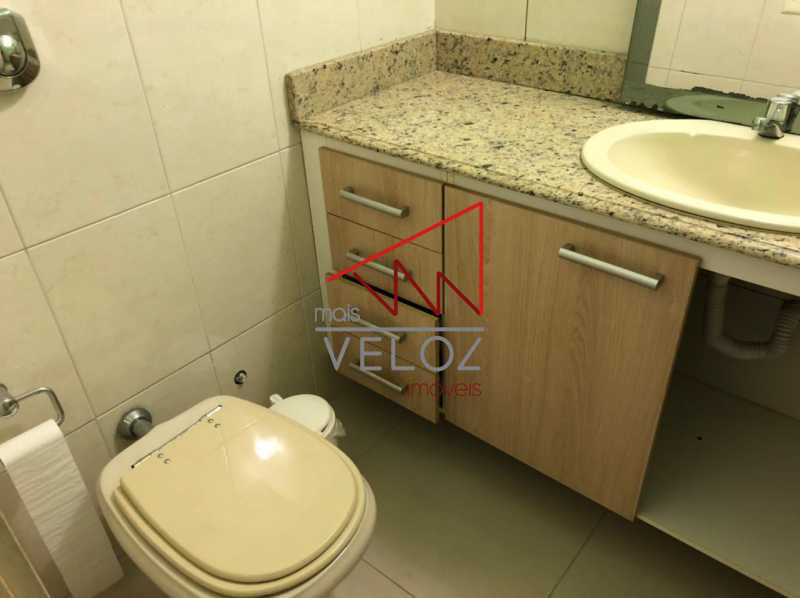 Apartamento à venda com 2 quartos, 130m² - Foto 24