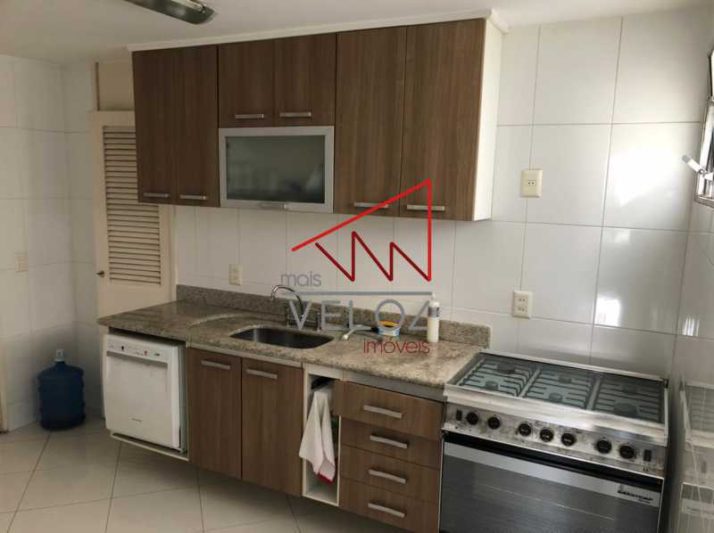 Apartamento à venda com 2 quartos, 130m² - Foto 22