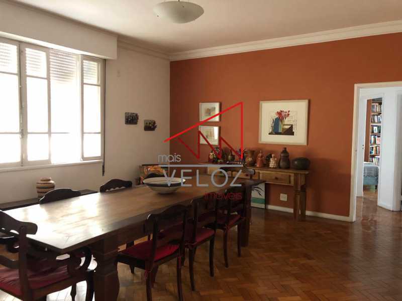 Apartamento à venda com 4 quartos, 206m² - Foto 6