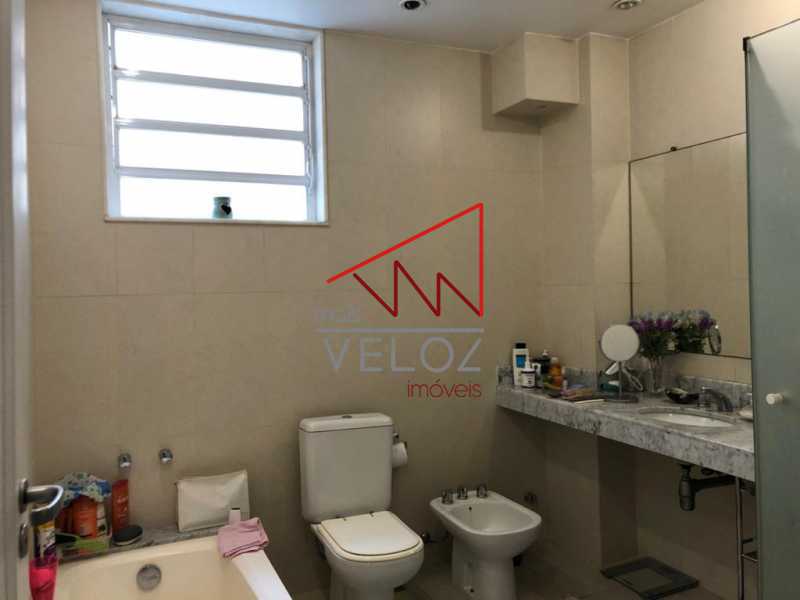 Apartamento à venda com 4 quartos, 206m² - Foto 20