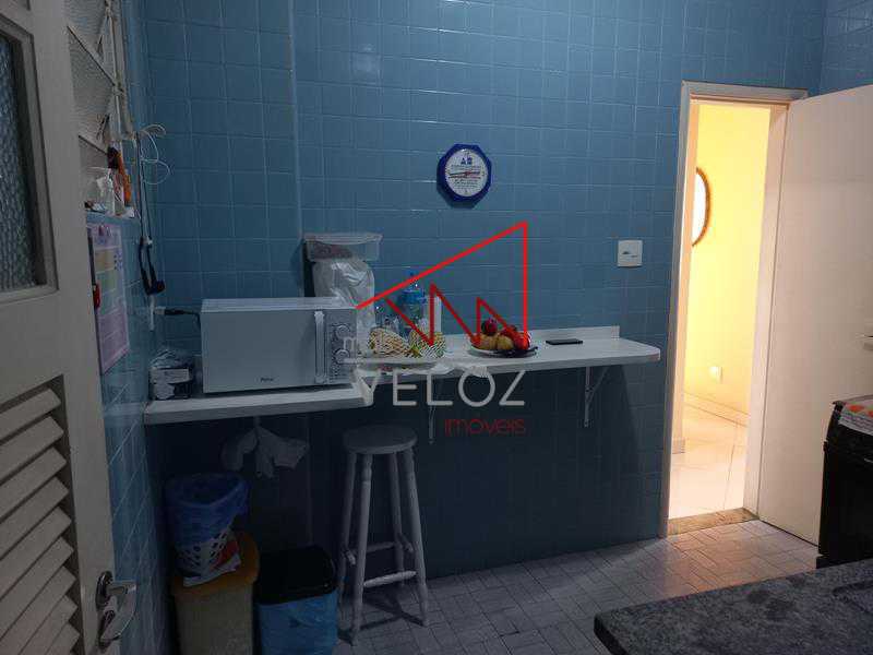 Apartamento à venda com 3 quartos, 106m² - Foto 17