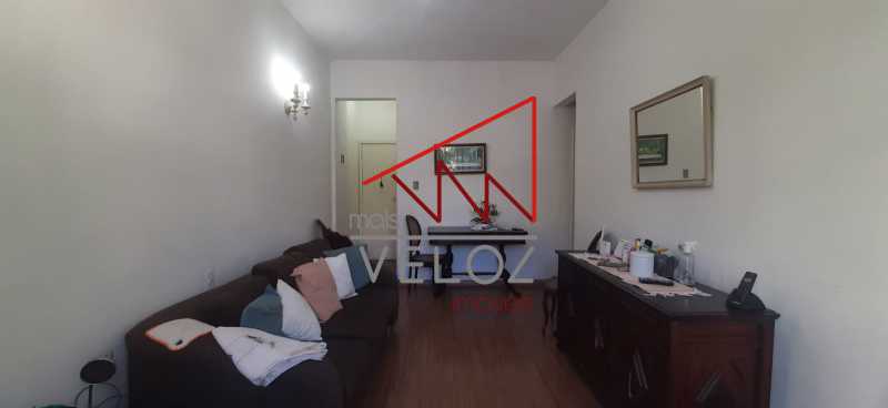 Apartamento à venda com 2 quartos, 60m² - Foto 4