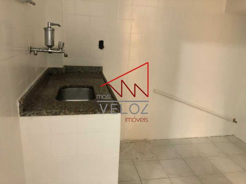 Apartamento à venda com 1 quarto, 55m² - Foto 17