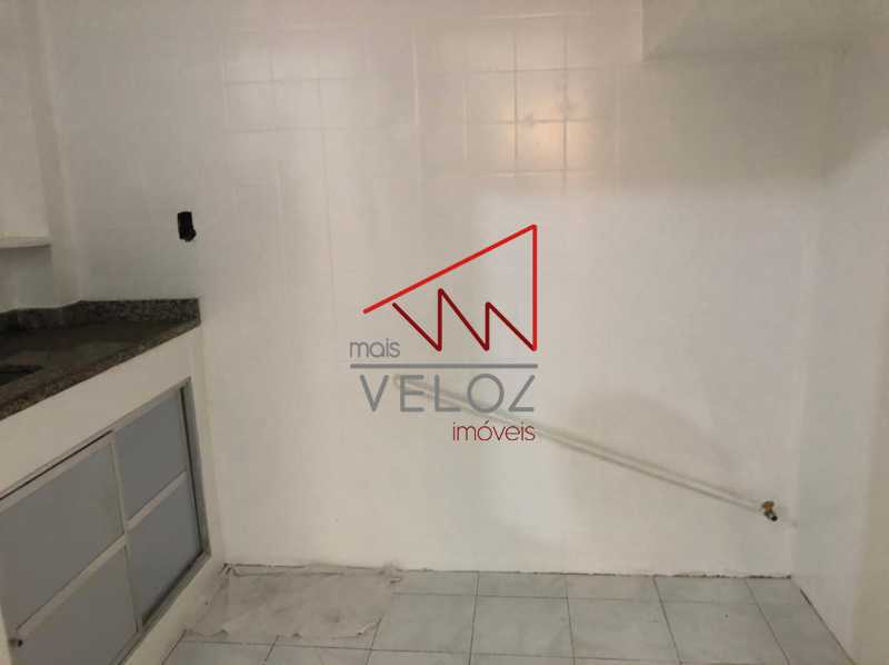 Apartamento à venda com 1 quarto, 55m² - Foto 24