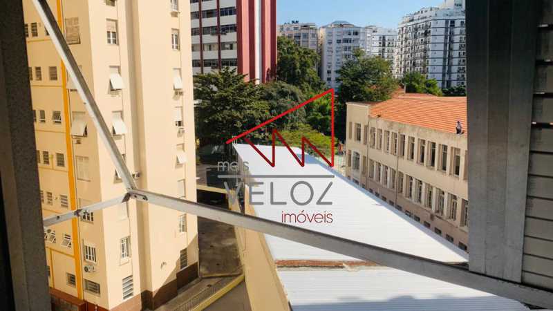 Apartamento à venda com 2 quartos, 72m² - Foto 29