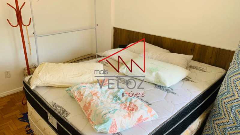 Apartamento à venda com 2 quartos, 72m² - Foto 10