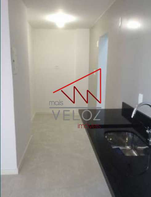 Apartamento à venda com 2 quartos, 70m² - Foto 15