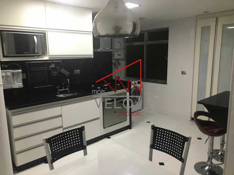 Apartamento à venda com 2 quartos, 102m² - Foto 20