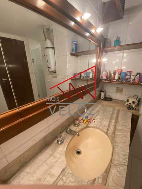 Apartamento à venda com 3 quartos, 205m² - Foto 14