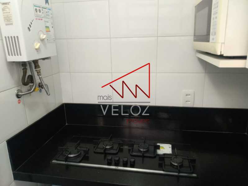 Apartamento à venda com 1 quarto, 31m² - Foto 10