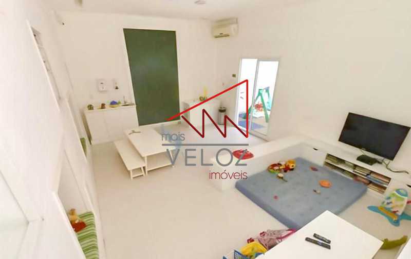 Apartamento à venda com 2 quartos, 94m² - Foto 28