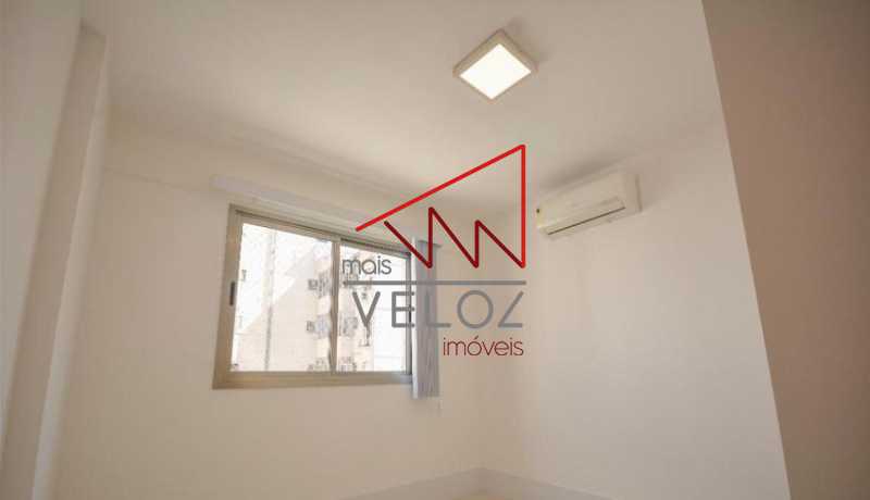 Apartamento à venda com 3 quartos, 92m² - Foto 16