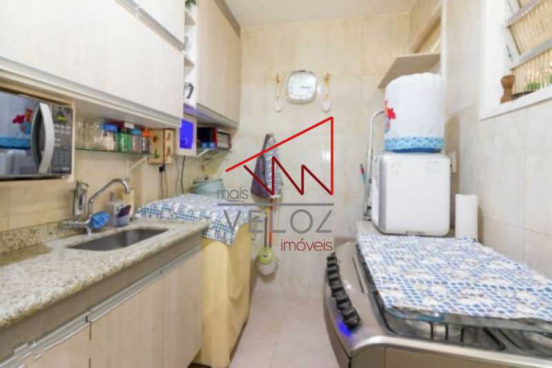 Apartamento à venda com 2 quartos, 66m² - Foto 9