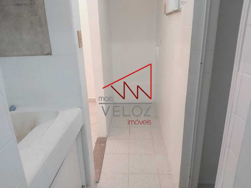 Apartamento à venda com 2 quartos, 56m² - Foto 17