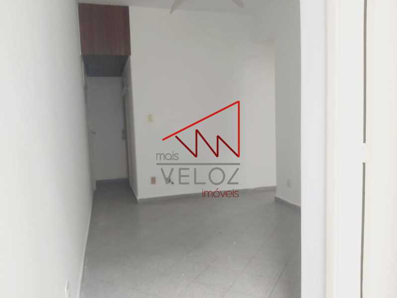 Apartamento à venda com 2 quartos, 56m² - Foto 20