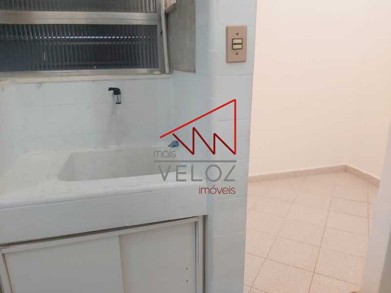 Apartamento à venda com 2 quartos, 56m² - Foto 22