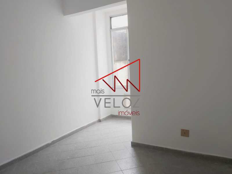 Apartamento à venda com 2 quartos, 56m² - Foto 4