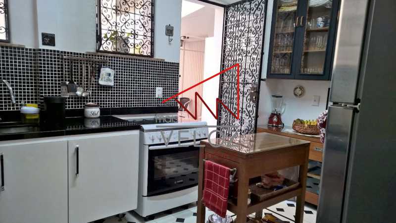 Apartamento à venda com 4 quartos, 204m² - Foto 9