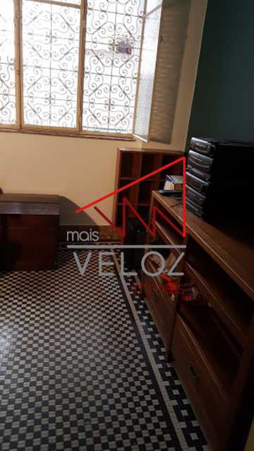 Apartamento à venda com 4 quartos, 204m² - Foto 17