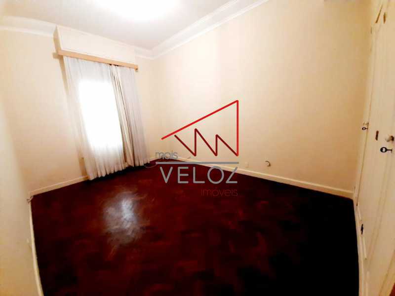 Apartamento à venda com 4 quartos, 169m² - Foto 5