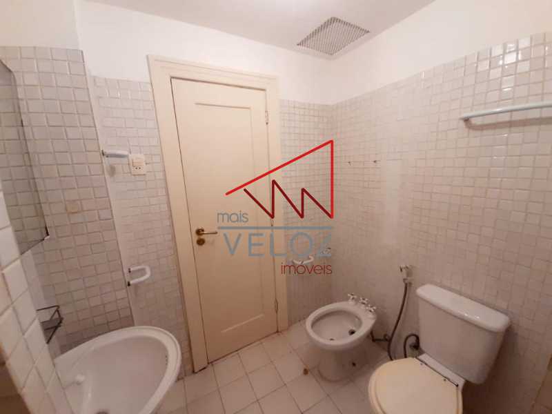 Apartamento à venda com 4 quartos, 169m² - Foto 22