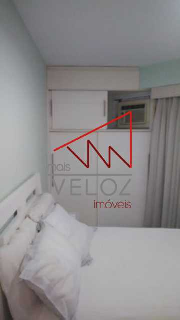 Apartamento à venda com 2 quartos, 77m² - Foto 10