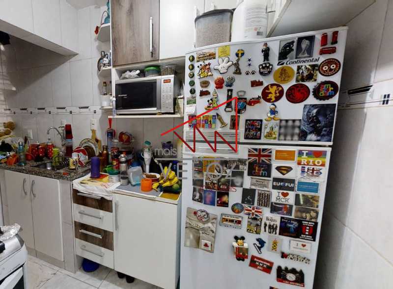 Apartamento à venda com 1 quarto, 43m² - Foto 12