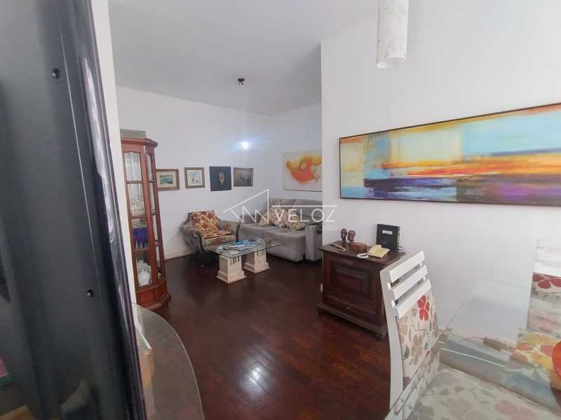 Apartamento à venda com 3 quartos, 90m² - Foto 3