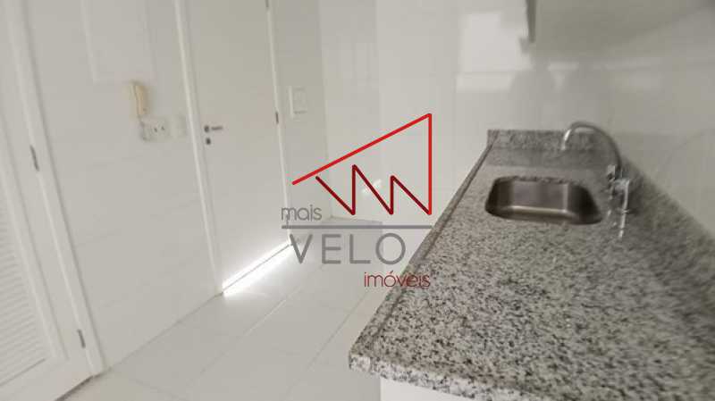 Apartamento à venda com 3 quartos, 94m² - Foto 5