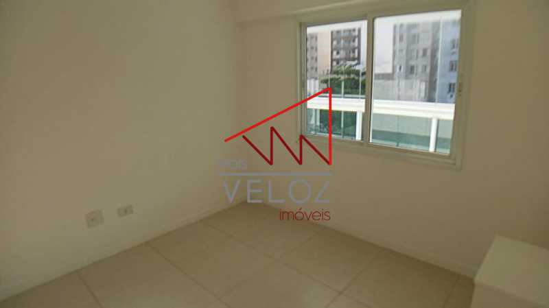 Apartamento à venda com 3 quartos, 94m² - Foto 13