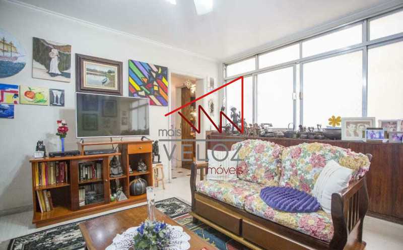 Apartamento à venda com 4 quartos, 300m² - Foto 3