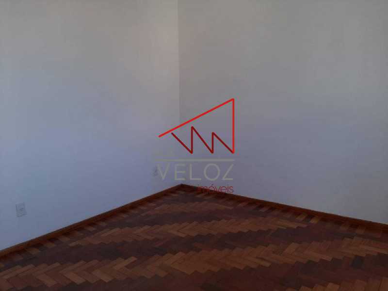 Apartamento à venda com 3 quartos, 95m² - Foto 9