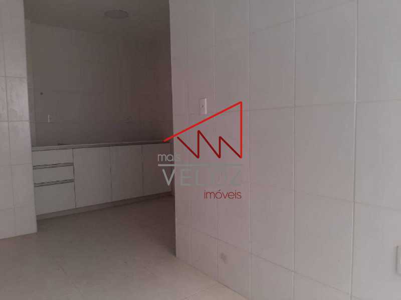 Apartamento à venda com 3 quartos, 95m² - Foto 19