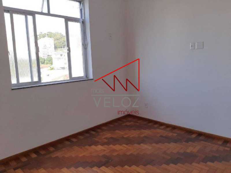 Apartamento à venda com 3 quartos, 95m² - Foto 4